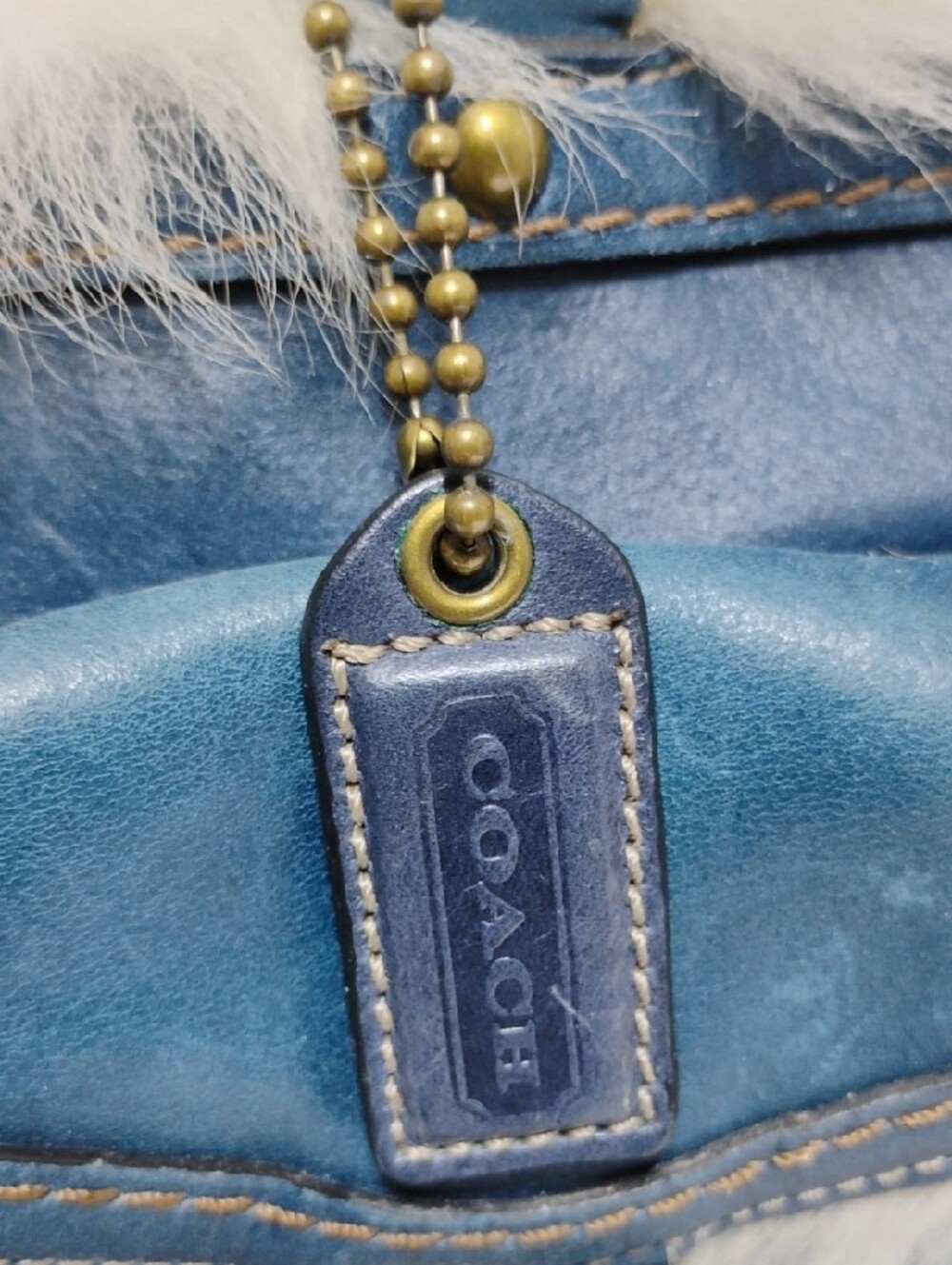 SALE! RARE!!Coach Limited Edition Shearling Blue Leather Gallery Tote - Picture 2 of 16